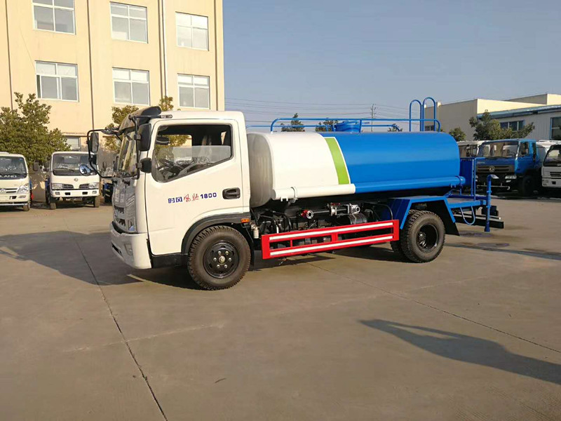 東風(fēng)灑水車(chē)銷(xiāo)售,灑水車(chē)銷(xiāo)售中心,程力灑水車(chē)銷(xiāo)售公司 東風(fēng)灑水車(chē)銷(xiāo)售,灑水車(chē)銷(xiāo)售中心,程力灑水車(chē)銷(xiāo)售公司