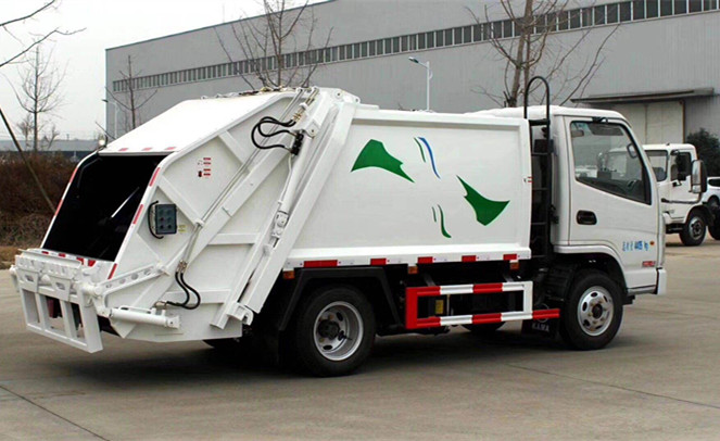 藍(lán)牌壓縮垃圾車的簡介以及主要性能和特點(diǎn) 藍(lán)牌壓縮垃圾車的簡介以及主要性能和特點(diǎn)
