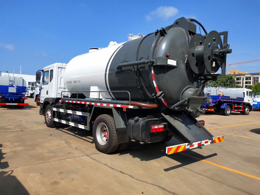 東風D9國六吸污車等4項發(fā)明填補國內(nèi)空白-湖北程力 東風D9國六吸污車等4項發(fā)明填補國內(nèi)空白-湖北程力