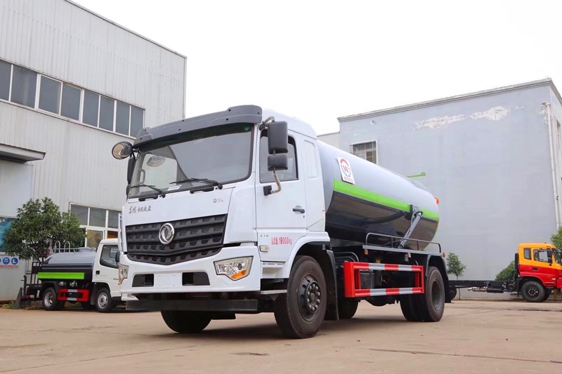 12噸東風(fēng)D9吸污車配置-12立方吸污車廠家銷售 12噸東風(fēng)D9吸污車配置-12立方吸污車廠家銷售