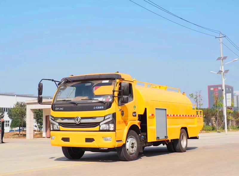 東風(fēng)多利卡高壓清洗吸污車EQ1110SJ8BDC型國(guó)五排放 東風(fēng)多利卡高壓清洗吸污車EQ1110SJ8BDC型國(guó)五排放