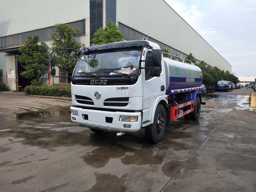 東風(fēng)多利卡8噸灑水車-8噸綠化灑水車廠家銷售 東風(fēng)多利卡8噸灑水車-8噸綠化灑水車廠家銷售