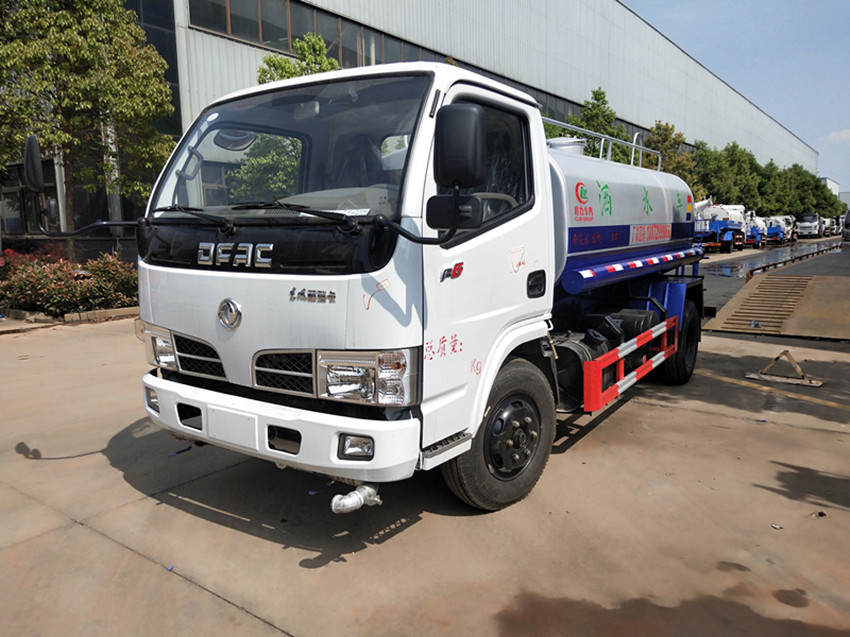 東風的5方霧炮灑水車-霧炮灑水車要多少錢一輛 東風的5方霧炮灑水車-霧炮灑水車要多少錢一輛