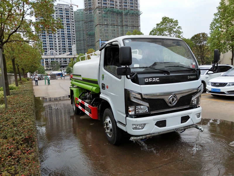廠家推薦5噸東風福瑞卡灑水車-東風5噸灑水車價格-湖北程力 廠家推薦5噸東風福瑞卡灑水車-東風5噸灑水車價格-湖北程力