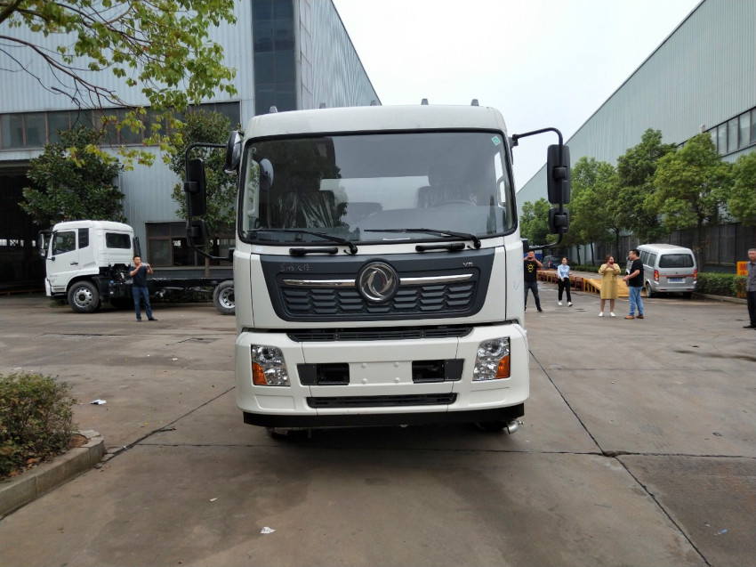 東風國六天錦12方高端灑水車-灑水車帶40米電子水炮 東風國六天錦12方高端灑水車-灑水車帶40米電子水炮