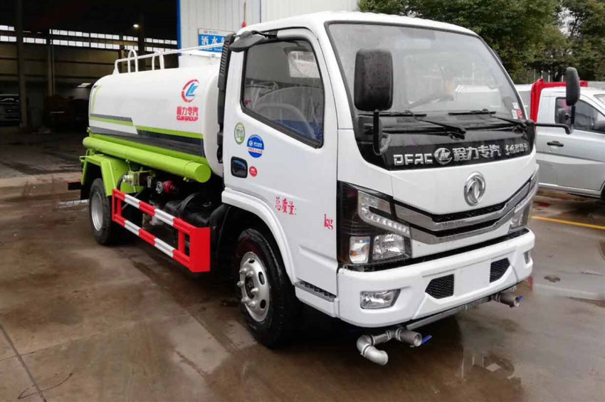 2方灑水車廠家-小型灑水車廠家直銷-程力集團(tuán) 2方灑水車廠家-小型灑水車廠家直銷-程力集團(tuán)