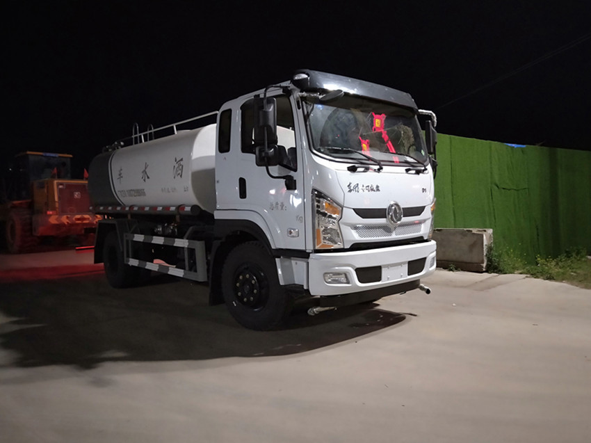 東風專底D1國六12方灑水車-國六12噸灑水車價格-湖北程力 東風專底D1國六12方灑水車-國六12噸灑水車價格-湖北程力