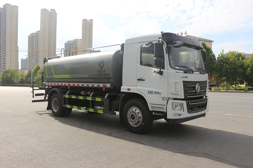 11.9噸至12.5噸國四東風145灑水車優惠促銷中 11.9噸至12.5噸國四東風145灑水車優惠促銷中