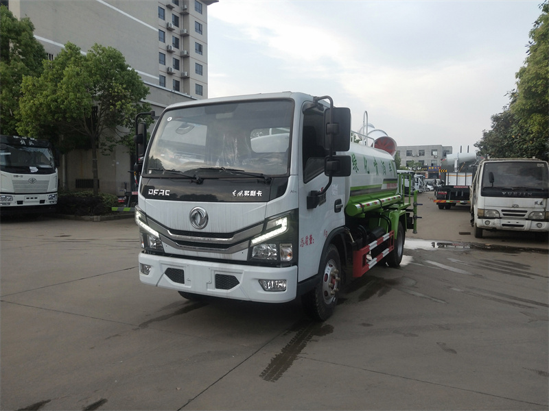 東風福瑞卡5噸灑水車-帶30米霧炮報價-程力霧炮灑水車生產(chǎn)廠家 東風福瑞卡5噸灑水車-帶30米霧炮報價-程力霧炮灑水車生產(chǎn)廠家