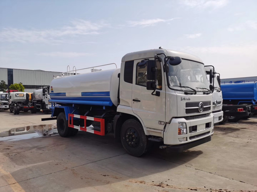 東風天錦綠化噴灑車價格 -國六15方抑塵霧炮灑水車-程力灑水車生產(chǎn)廠家 東風天錦綠化噴灑車價格 -國六15方抑塵霧炮灑水車-程力灑水車生產(chǎn)廠家