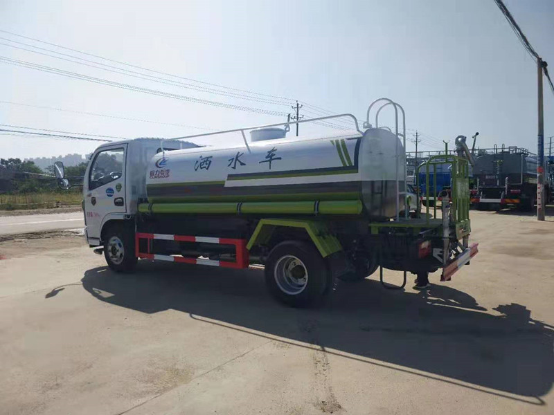 5方灑水車(chē)-5方灑水車(chē)廠家直銷-5方灑水車(chē)價(jià)格報(bào)價(jià)-湖北灑水車(chē)生產(chǎn)廠家 5方灑水車(chē)-5方灑水車(chē)廠家直銷-5方灑水車(chē)價(jià)格報(bào)價(jià)-湖北灑水車(chē)生產(chǎn)廠家