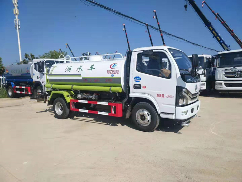 5方灑水車(chē)-5方灑水車(chē)廠家直銷-5方灑水車(chē)價(jià)格報(bào)價(jià)-湖北灑水車(chē)生產(chǎn)廠家 5方灑水車(chē)-5方灑水車(chē)廠家直銷-5方灑水車(chē)價(jià)格報(bào)價(jià)-湖北灑水車(chē)生產(chǎn)廠家