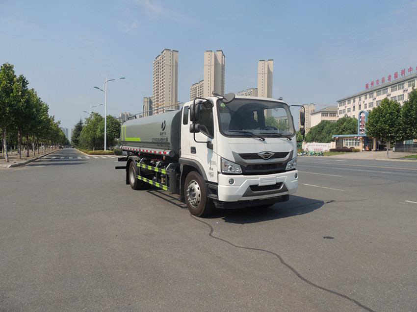 12方灑水車多少錢一輛?-湖北盈通灑水車生產廠家 12方灑水車多少錢一輛?-湖北盈通灑水車生產廠家