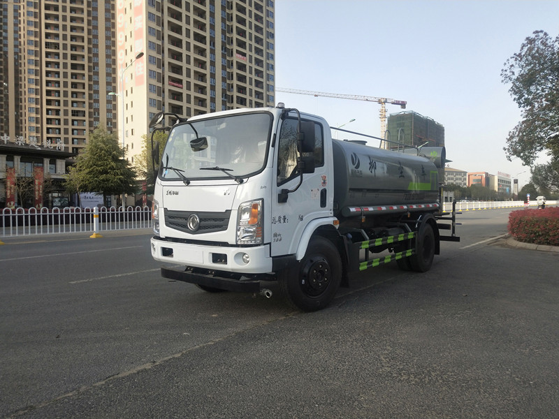 12方灑水車 12方灑水車