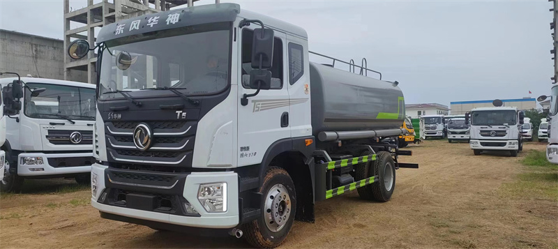 灑水車買賣-- 打開灑水車市場的良機(jī)——灑水車買賣全解析 灑水車買賣-- 打開灑水車市場的良機(jī)——灑水車買賣全解析