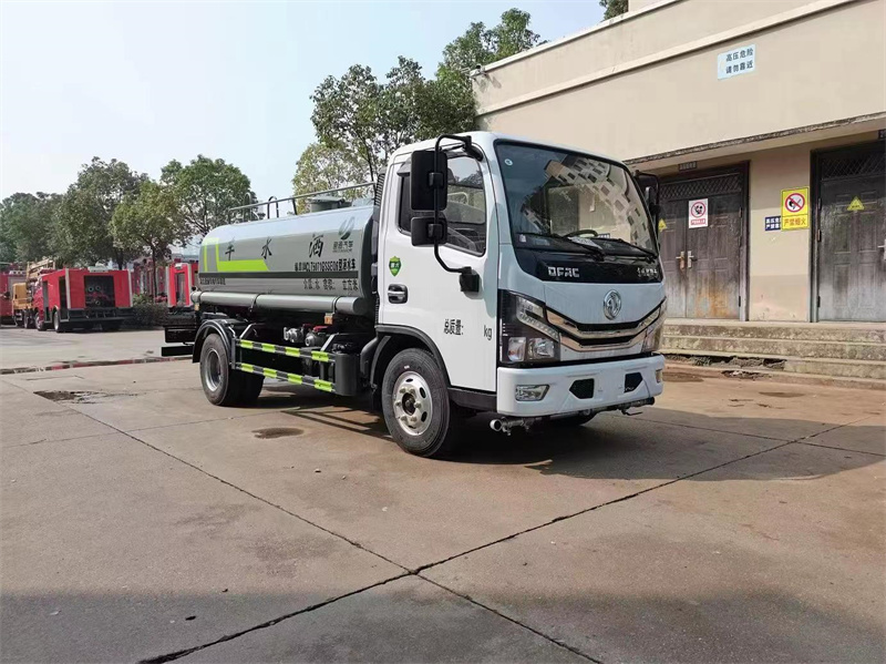 灑水車(chē)型號(hào)及參數(shù)--灑水車(chē)型號(hào)及參數(shù):解析灑水車(chē)的不同型號(hào)和詳細(xì)參數(shù) 灑水車(chē)型號(hào)及參數(shù)--灑水車(chē)型號(hào)及參數(shù):解析灑水車(chē)的不同型號(hào)和詳細(xì)參數(shù)