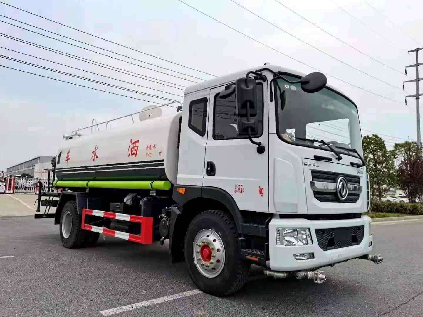 東風全系灑水車的配置詳情和參考價格