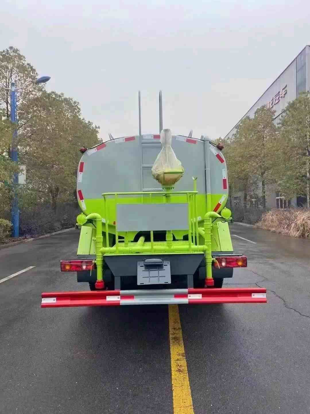 東風全系灑水車的配置詳情和參考價格